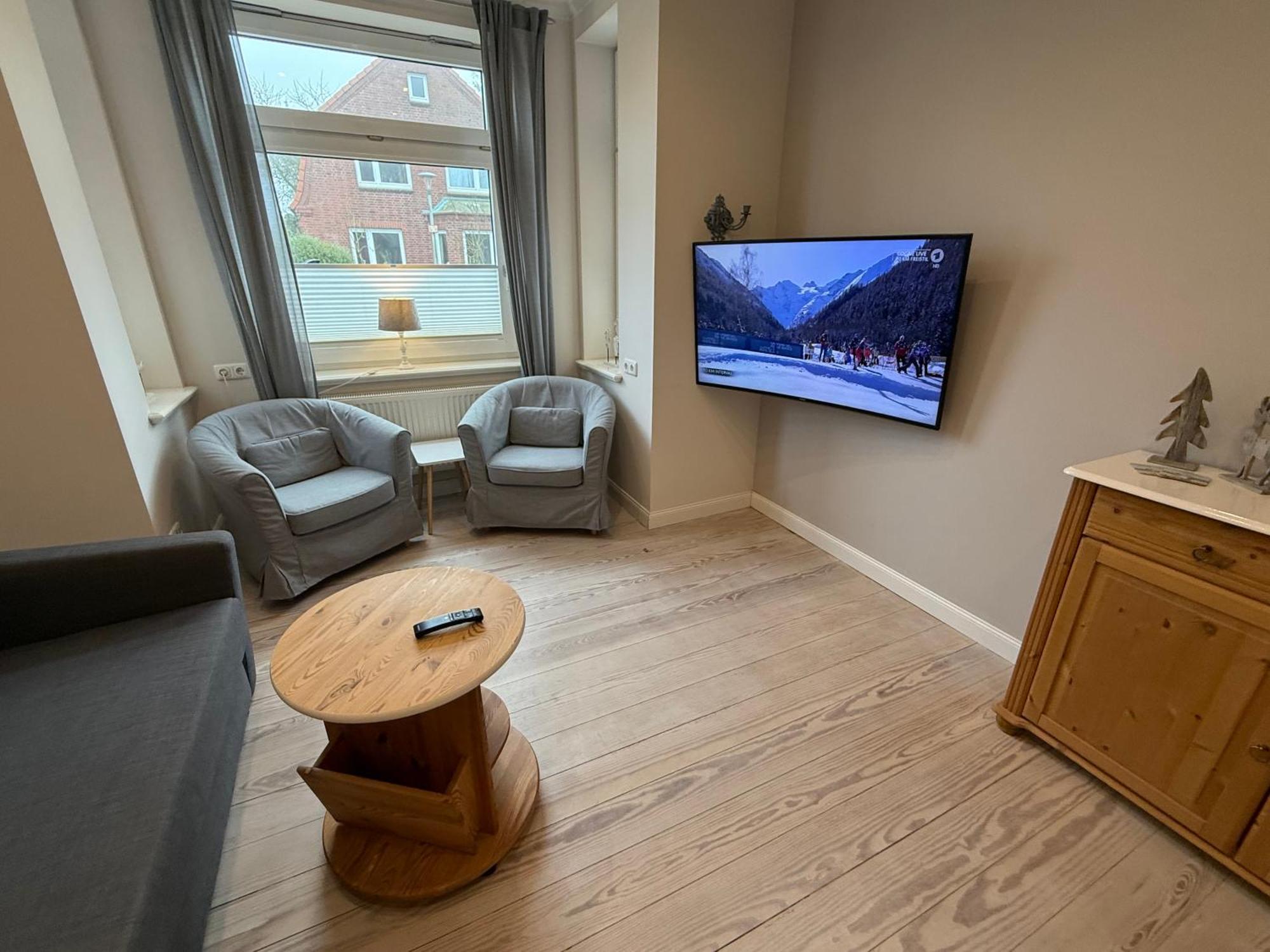 Ferienwohnung „Opa'S Tohuus“Mit Fahrraedern, Husum Husum  Esterno foto